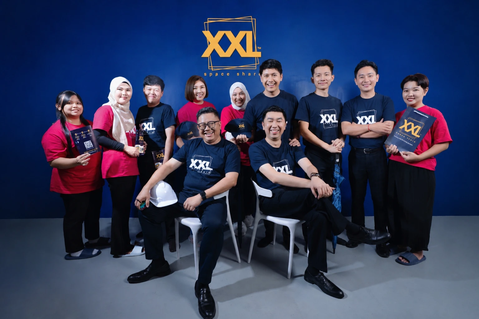 XXL Space Share full team group photo